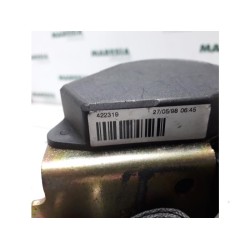 Renault - Megane - Front seatbelt, right