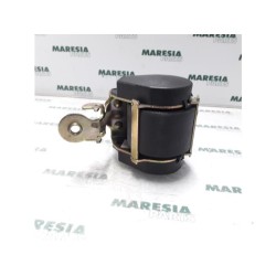 Renault - Megane - Front seatbelt, right