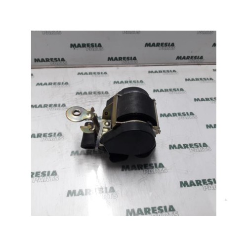 Renault - Megane - Front seatbelt, right