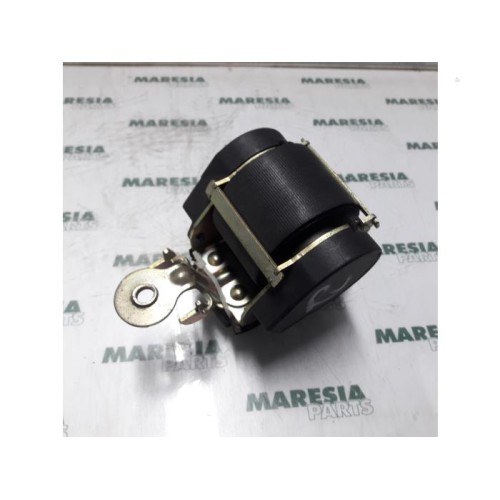 Renault - Megane - Front seatbelt, right
