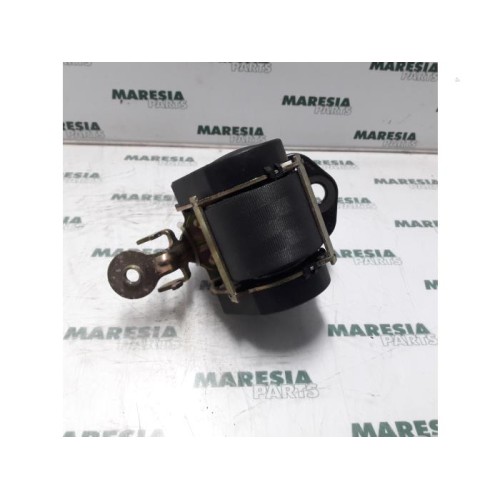 Renault - Megane - Front seatbelt, right