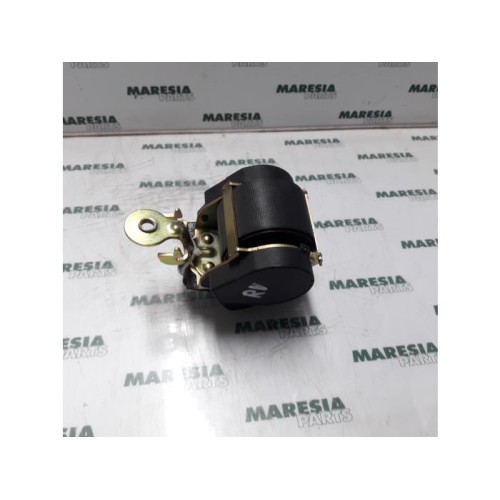 Renault - Megane - Front seatbelt, right