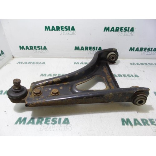 Renault - Twingo - Front lower wishbone, right