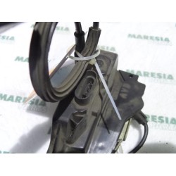 Renault - Laguna - Front door lock mechanism 4-door, right