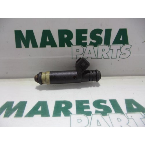 Renault - Clio - Injector (petrol injection)