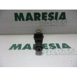 Renault - Clio - Injector (petrol injection)