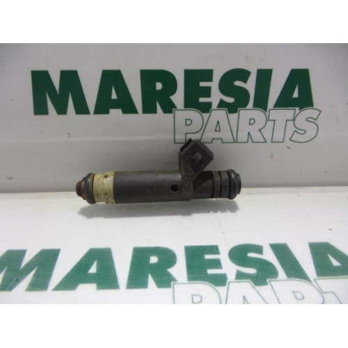 Renault - Clio - Injector (petrol injection)