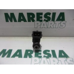 Renault - Clio - Injector (petrol injection)