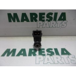 Renault - Clio - Injector (petrol injection)