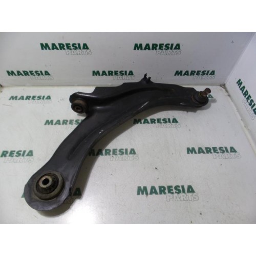Renault - Megane Scenic - Front lower wishbone, right