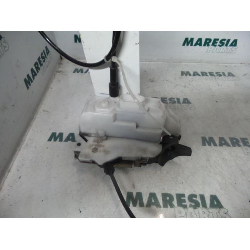 Renault - Megane Scenic - Door lock mechanism 4-door, front left