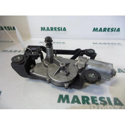 Peugeot - 206 - Scheibenwischermotor hinten
