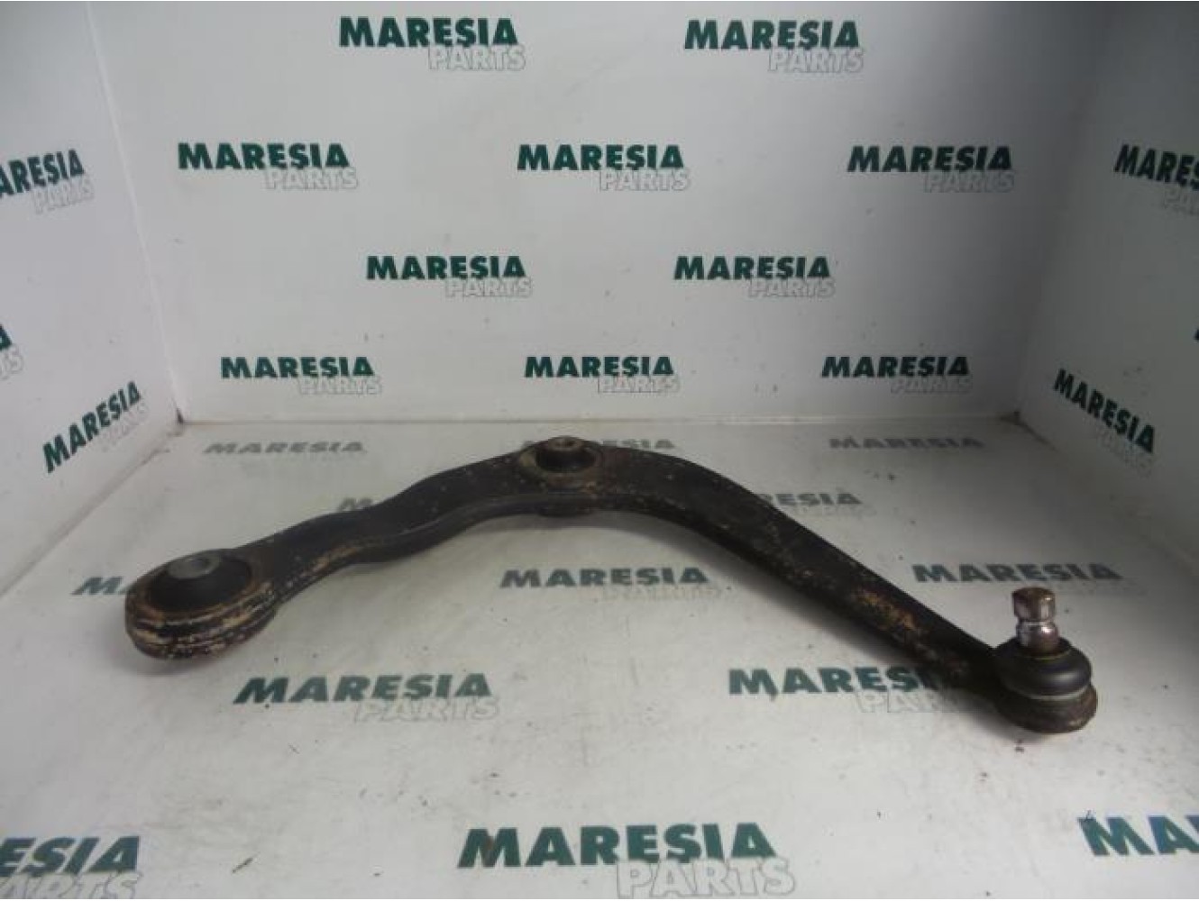 Peugeot - 206 - Front lower wishbone, right