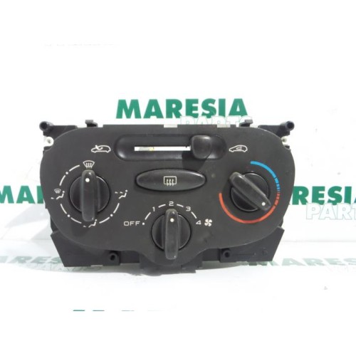 Peugeot - 206 - Heater control panel