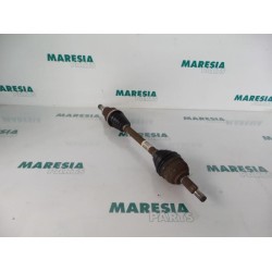 Renault - Megane Scenic - Aandrijfas links-voor