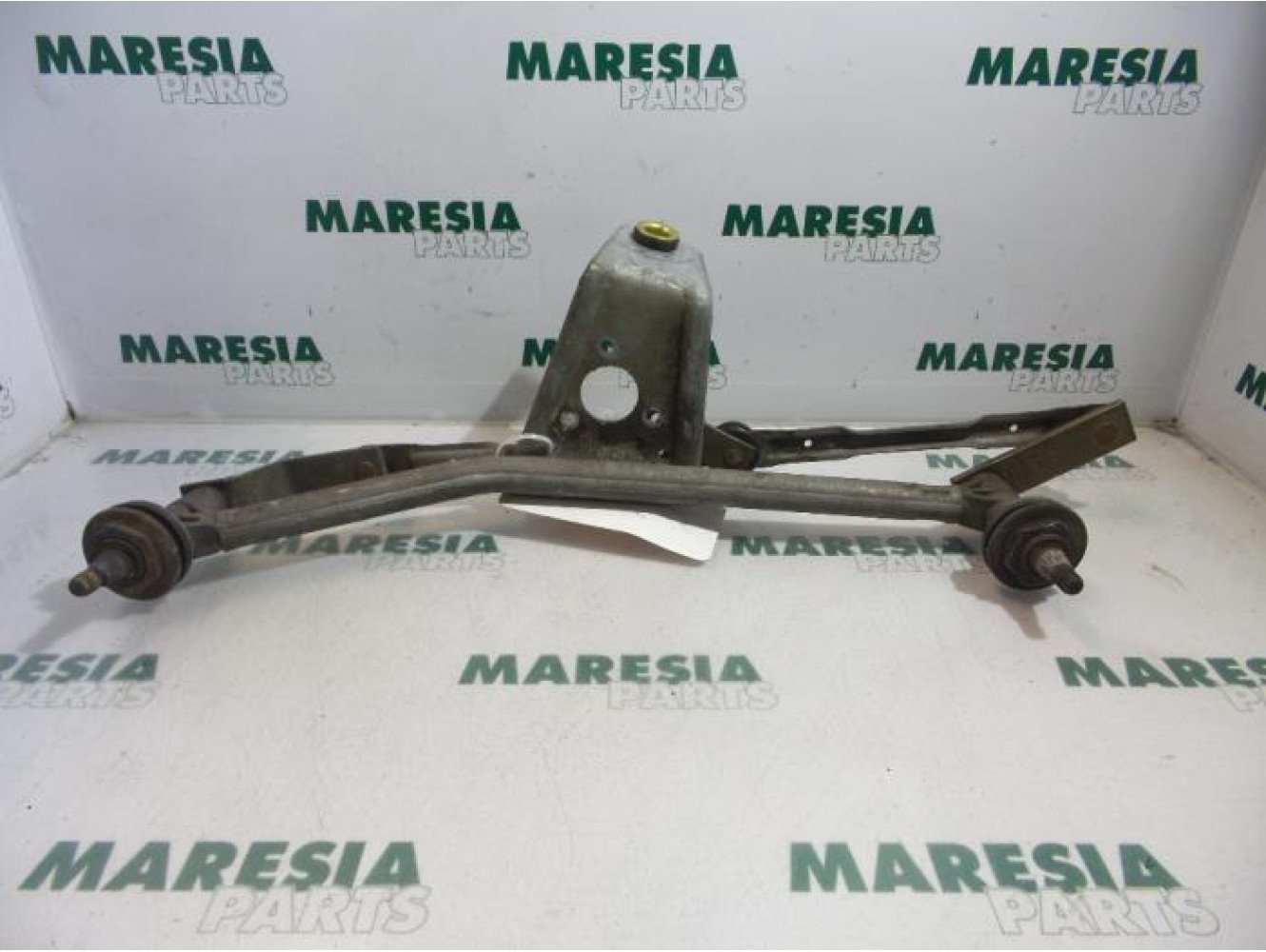 Peugeot - 206 - Wiper mechanism
