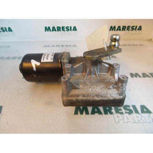 Peugeot - 307 - Front wiper motor