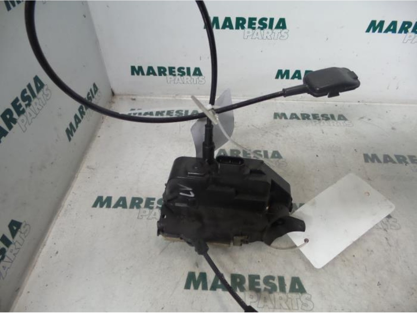 Renault - Megane Scenic - Door lock mechanism 4-door, front left