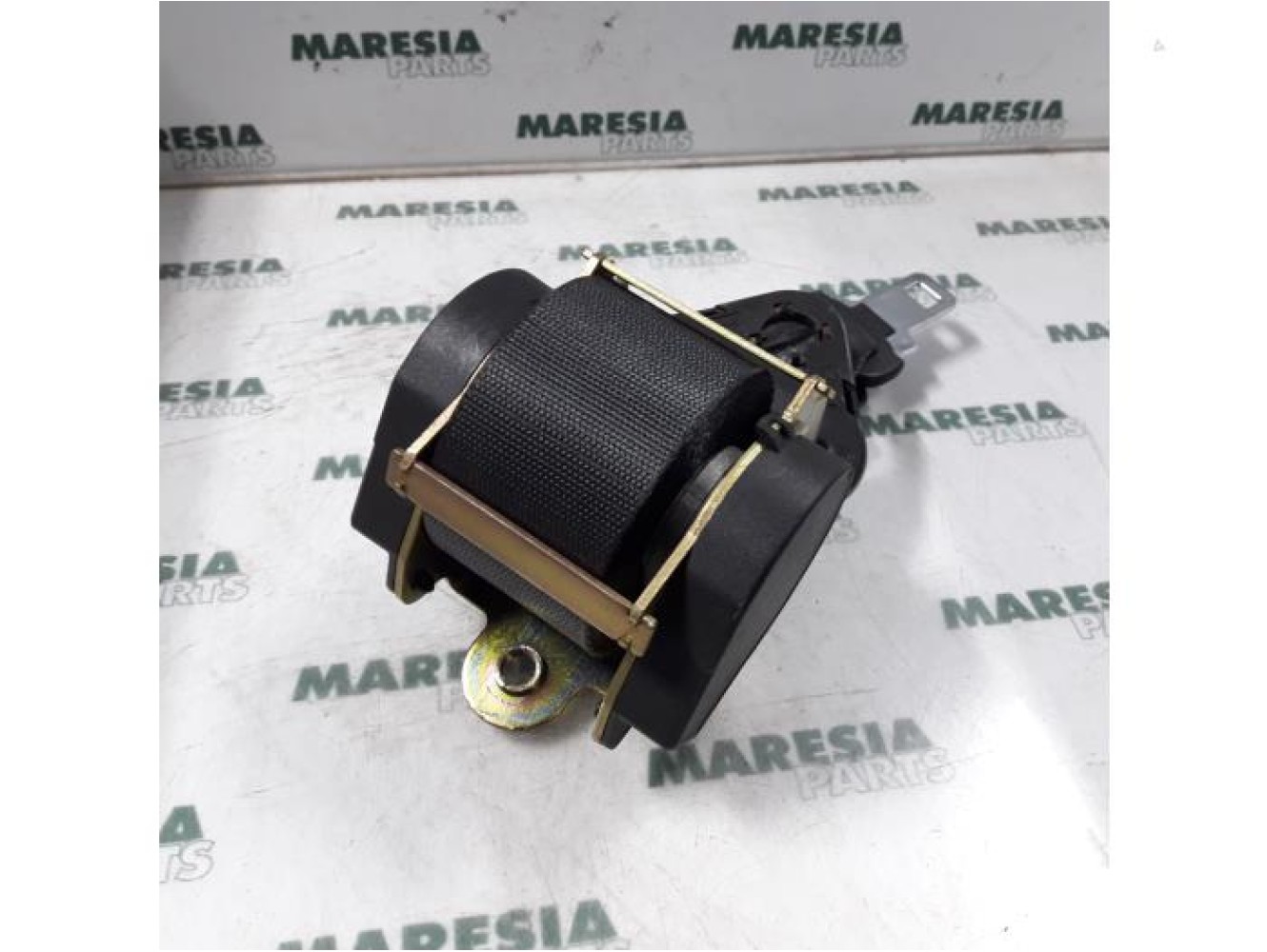 Renault - Megane Scenic - Rear seatbelt, centre