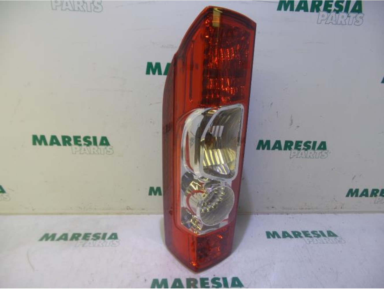 Fiat - Ducato - Achterlicht links