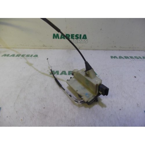 Peugeot - 208 - Door lock mechanism 2-door, right