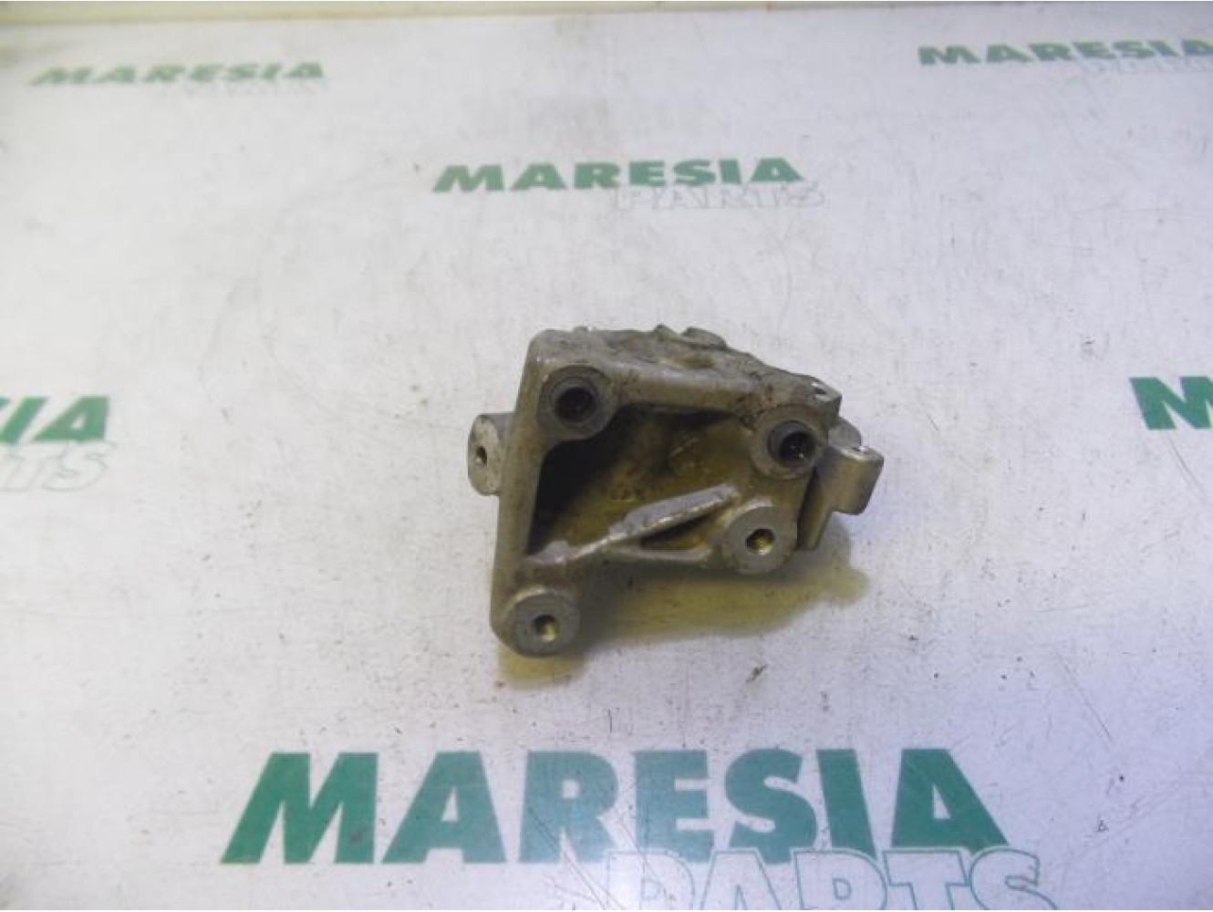 Citroen - Jumpy - Engine mount