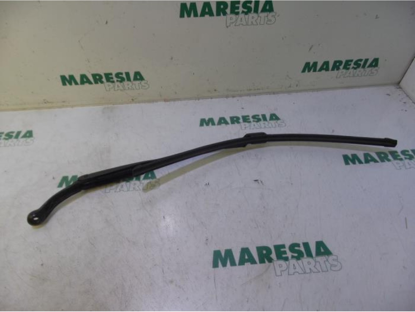 Fiat - Panda - Front wiper arm