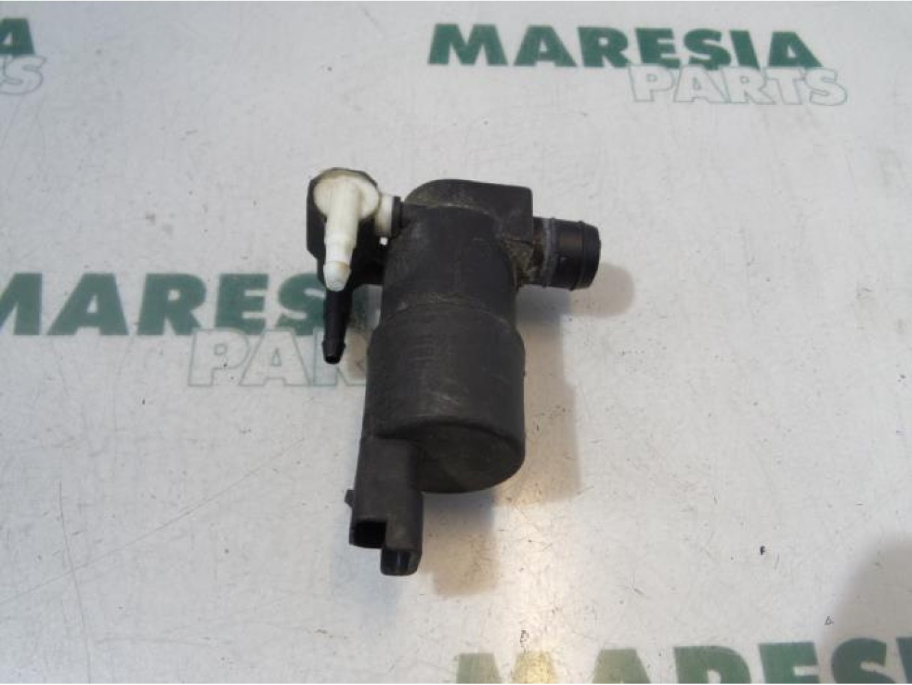 Peugeot - 207 - Scheibensprüherpumpe vorne