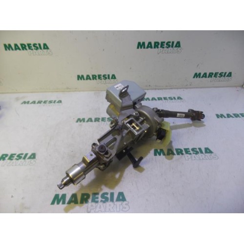 Renault - Megane - Steering column housing