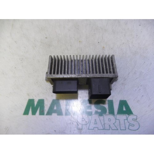 Renault - Megane - Glow plug relay