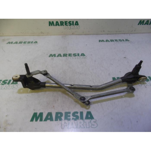 Renault - Megane - Wiper mechanism