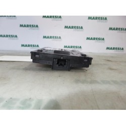 Renault - Megane - Card reader (lock)