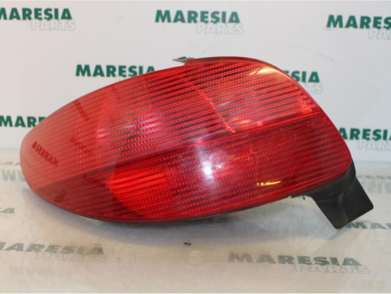 Peugeot - 206 - Achterlicht links