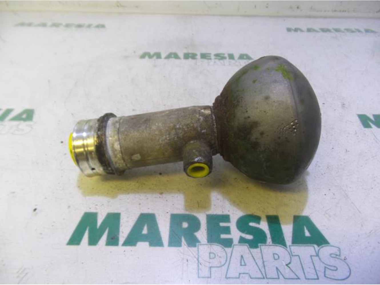 Citroen - C5 - Suspension sphere