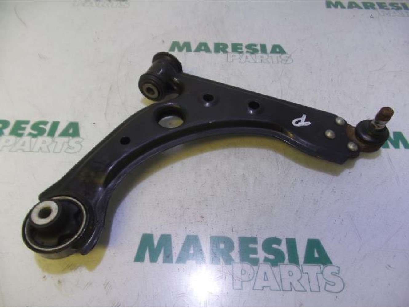 Lancia - Delta - Front lower wishbone, right