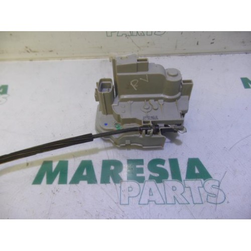 Lancia - Delta - Front door lock mechanism 4-door, right
