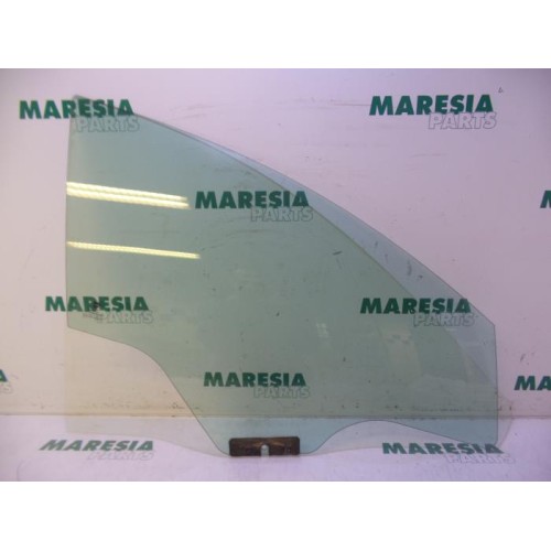 Lancia - Delta - Door window 4-door, front right