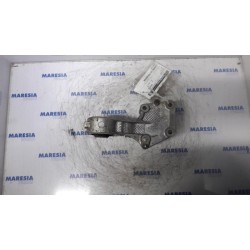 Peugeot - 307 - Engine mount