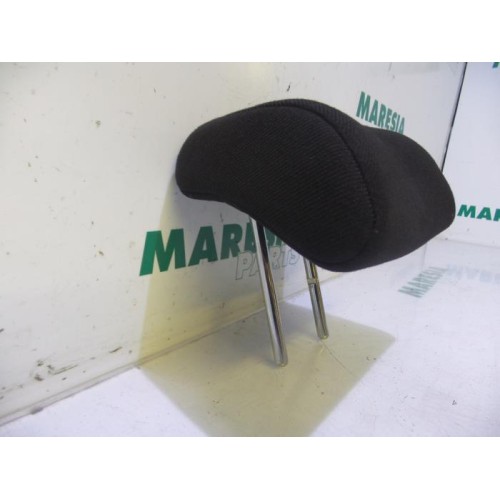 Peugeot - 307 - Headrest