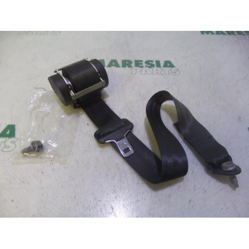 Peugeot - 207 - Rear seatbelt, left