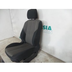 Renault - Megane - Sitz rechts