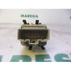 Renault - Megane - Multi-functional window switch