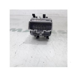 Renault - Megane - Multi-functional window switch