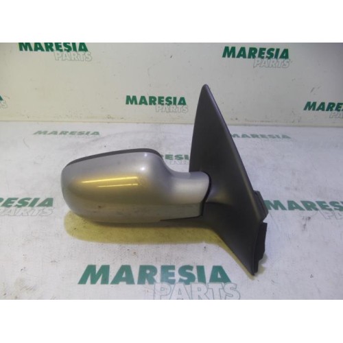 Renault - Megane - Wing mirror, right