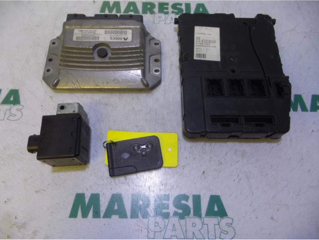 Renault - Megane - Engine management computer