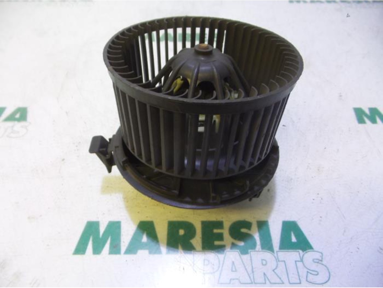 Renault - Megane - Heating and ventilation fan motor