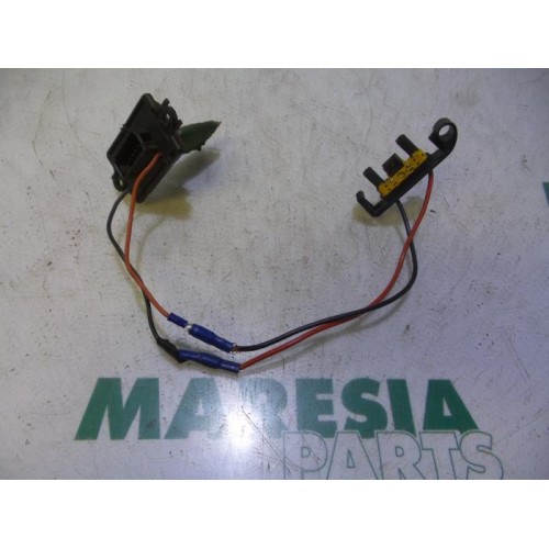 Renault - Megane - Heater resistor