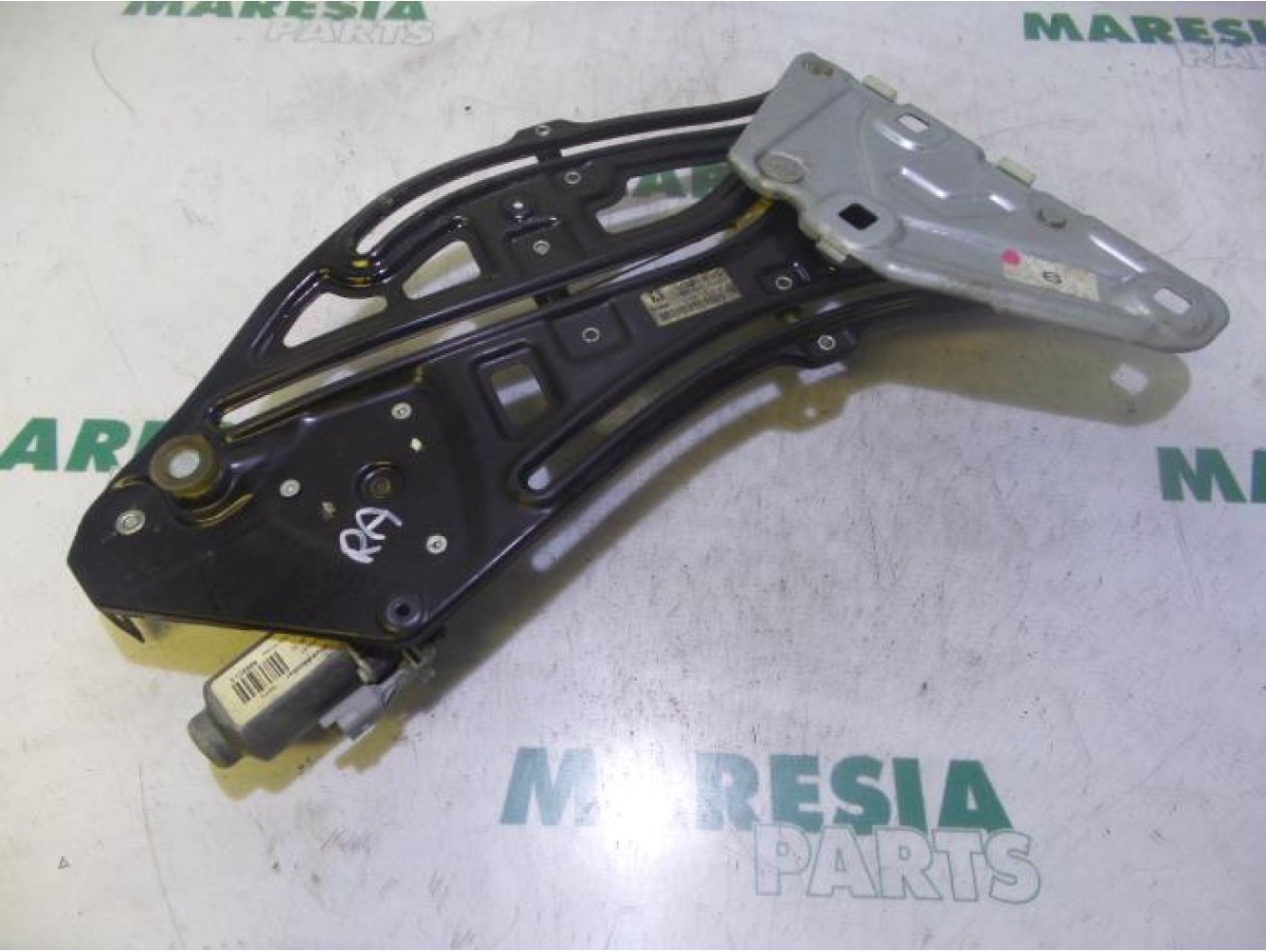 Peugeot - 207 - Rear window mechanism 2-door, right