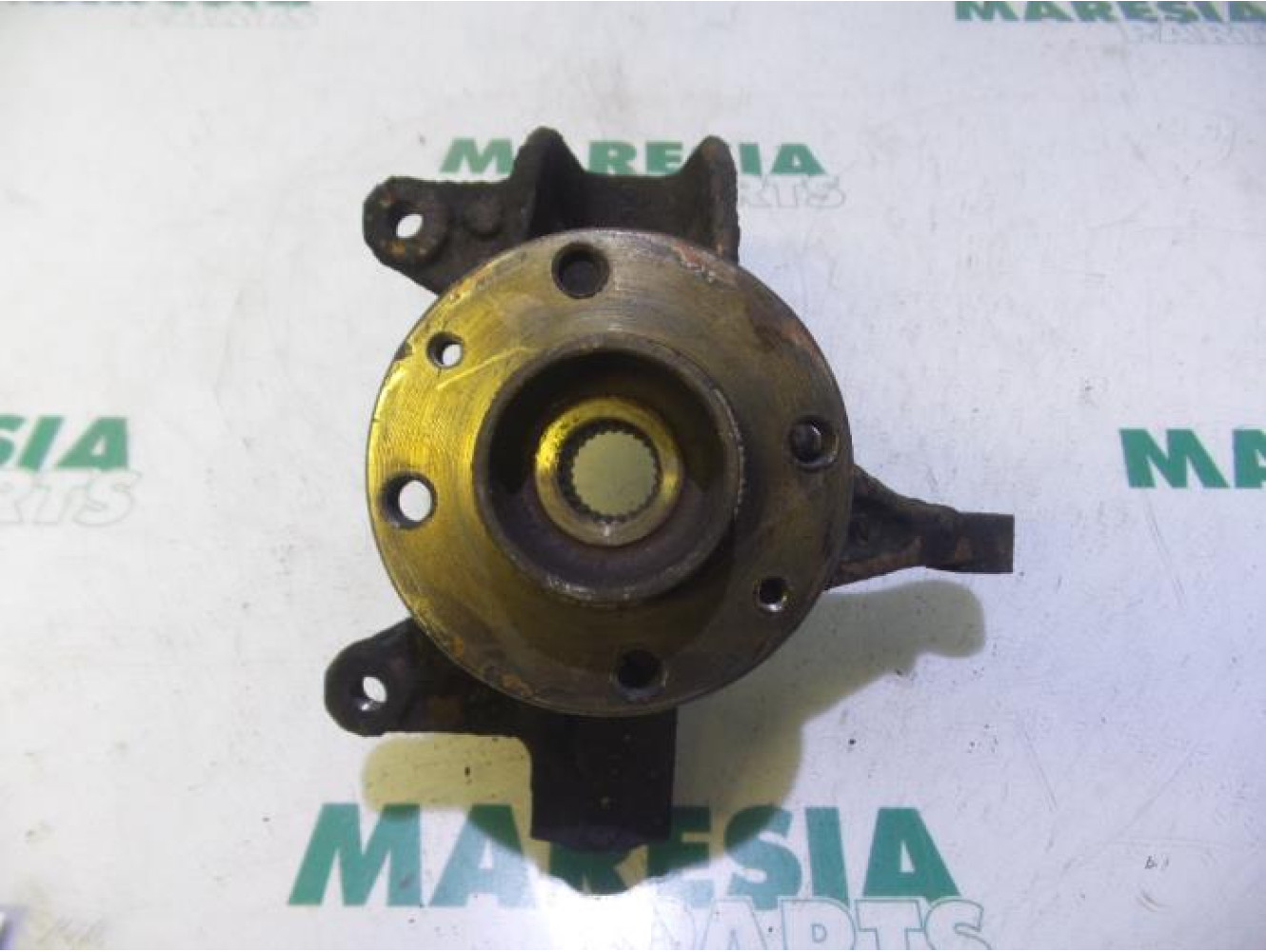 Renault - Megane - Knuckle, front left