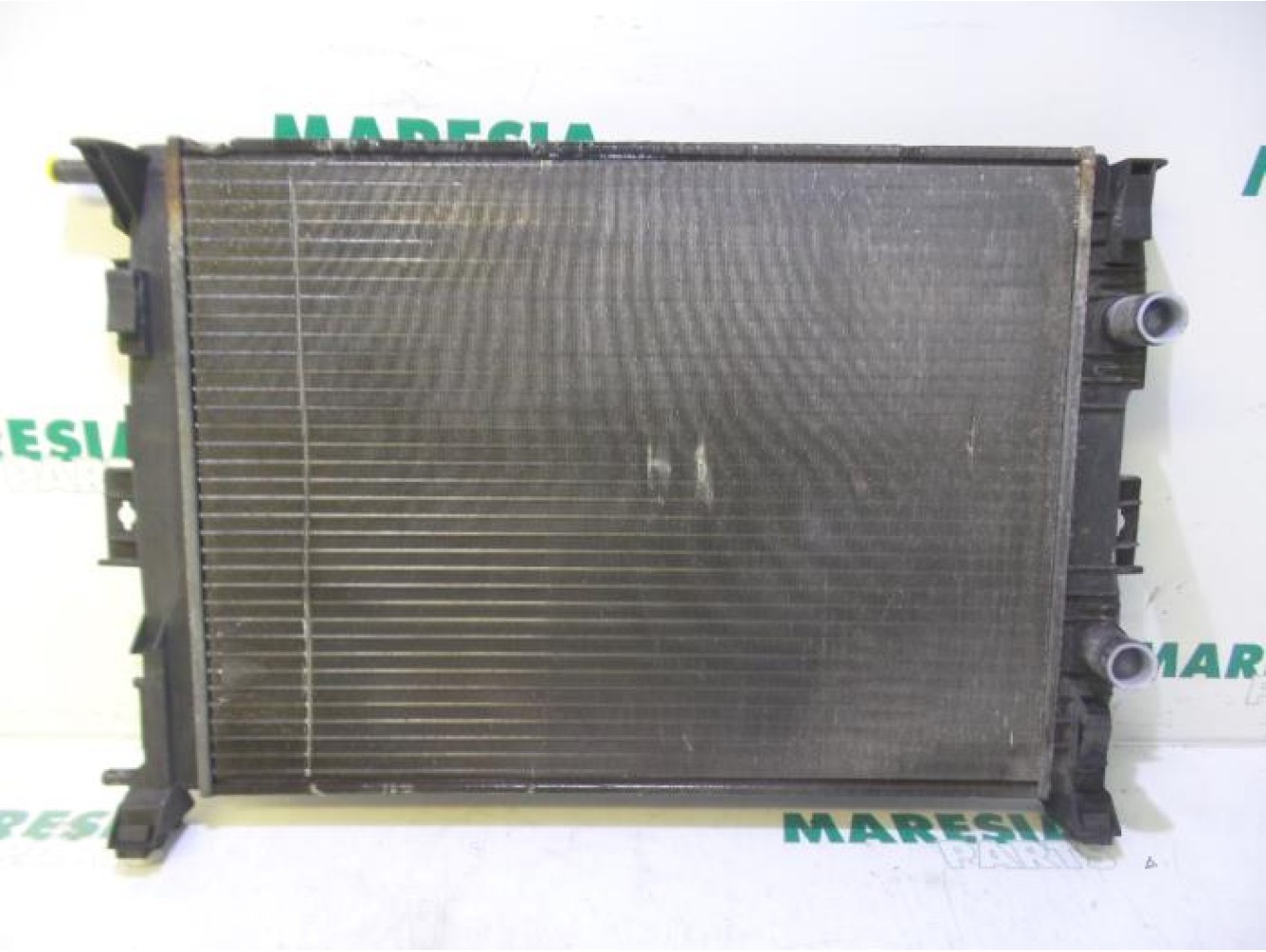 Renault - Megane - Radiator